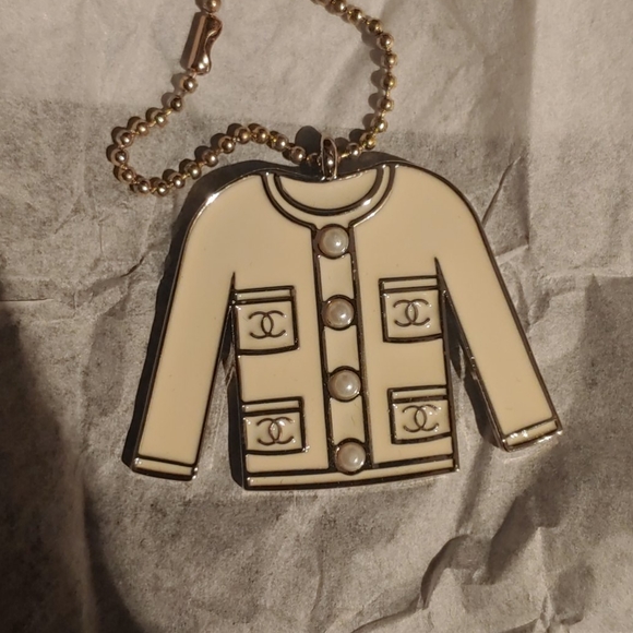 Chanel Charm/Keytag - Picture 4 of 4